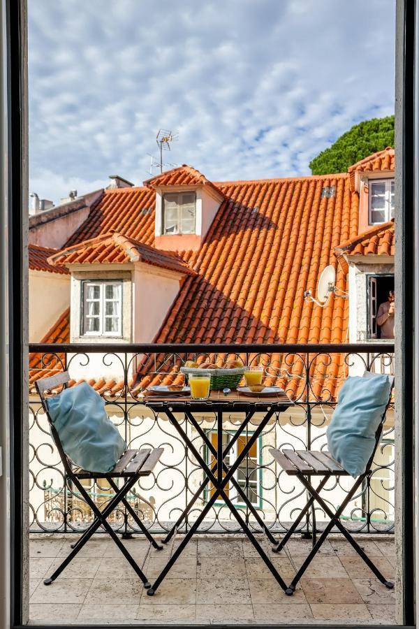 Castelo Apartment - Beautiful Balcony View Lisbon Exterior photo